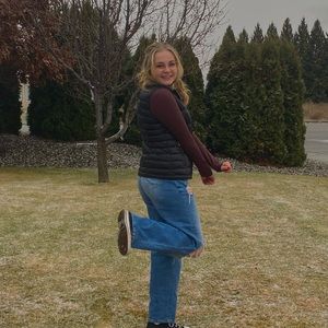 Meet your Posher, Sydney